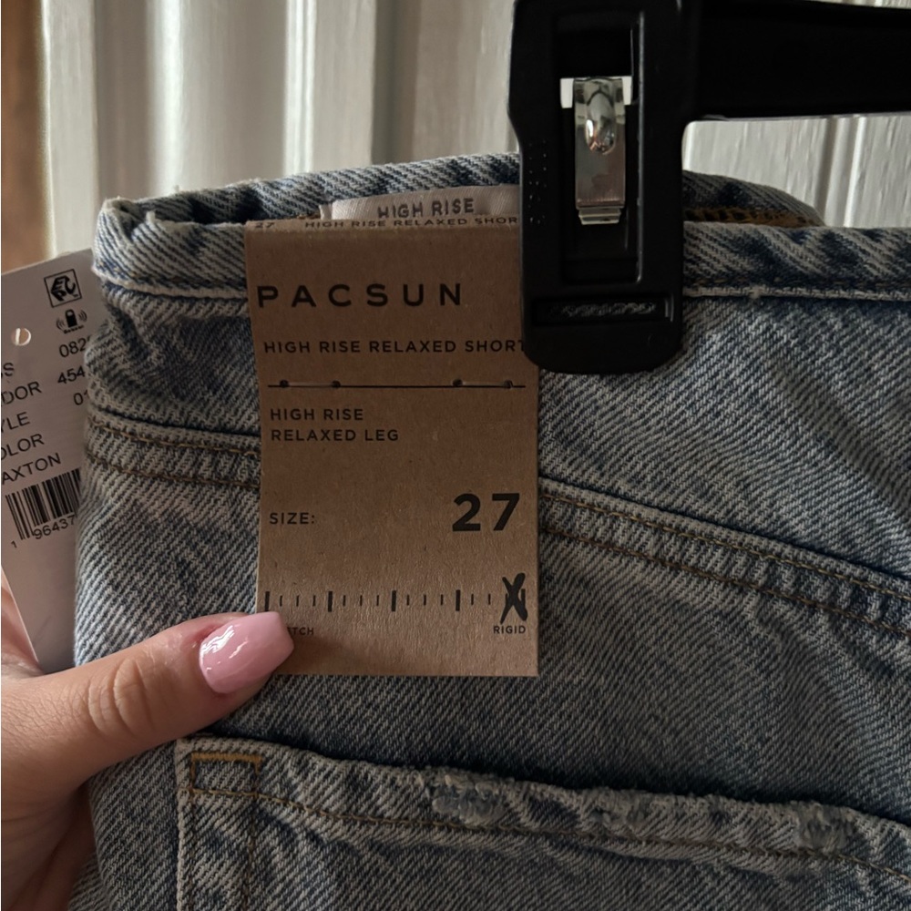 NWT Pacsun relaxed fit jean shorts size 27